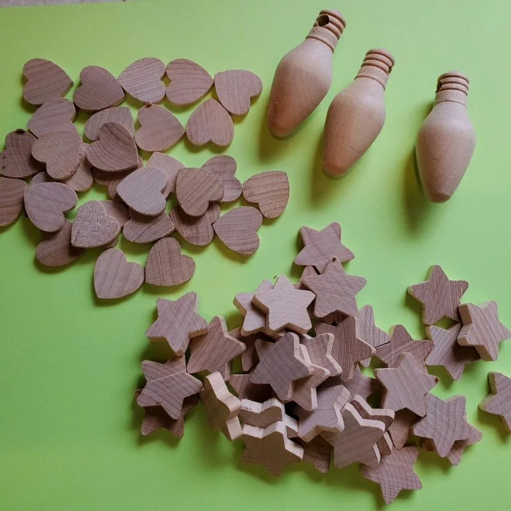 Wooden Shapes - Hearts, Stars, Light bulbs